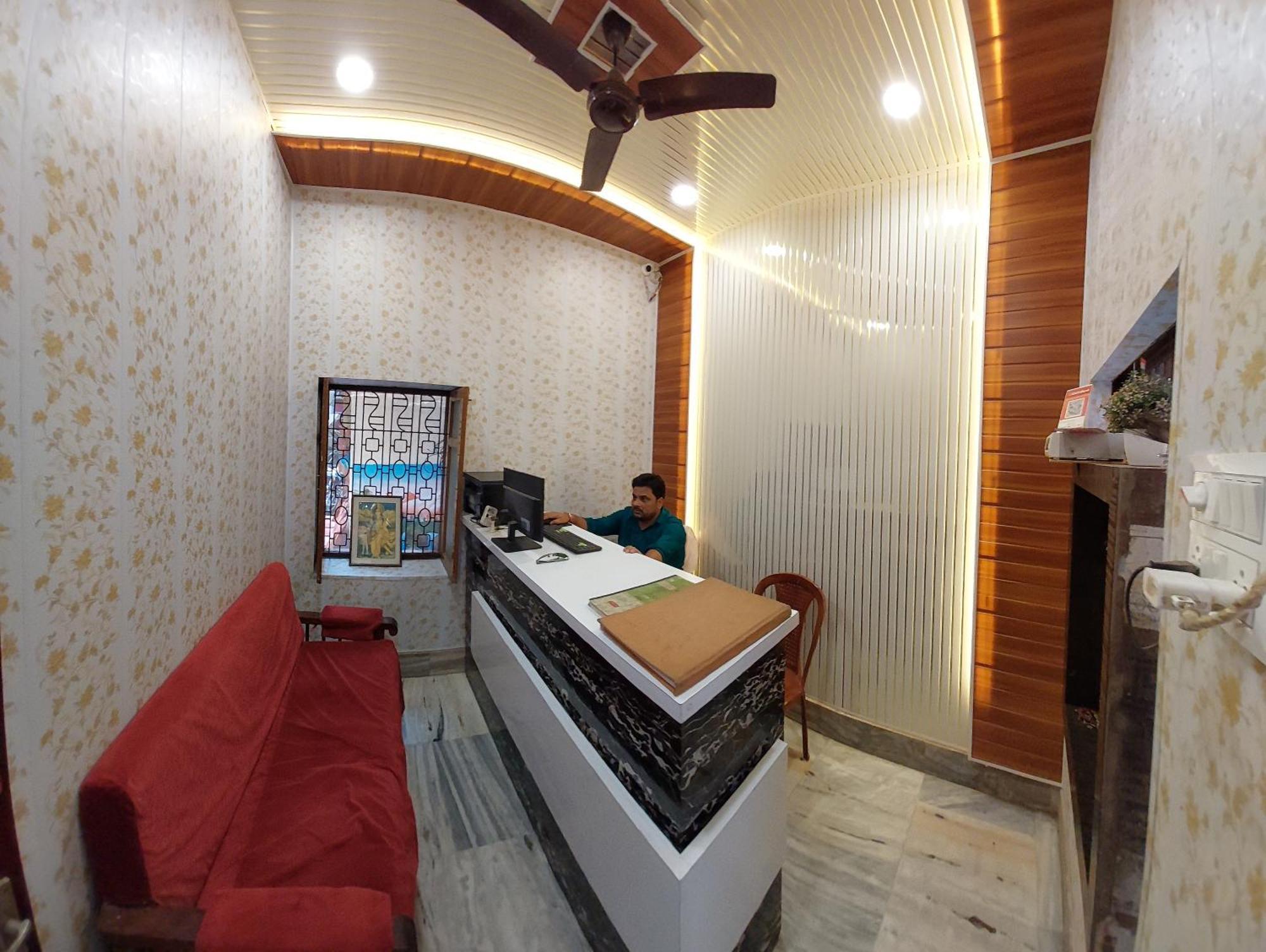 Teerth Guest House Varanasi Exterior photo