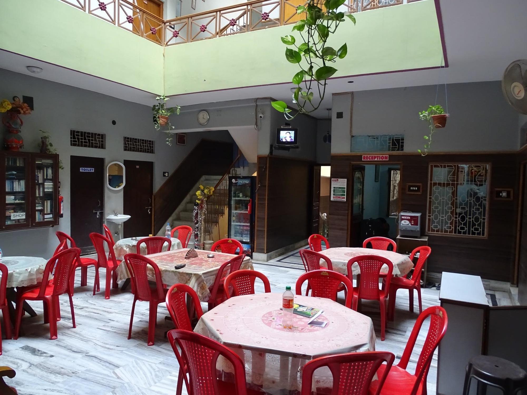 Teerth Guest House Varanasi Exterior photo