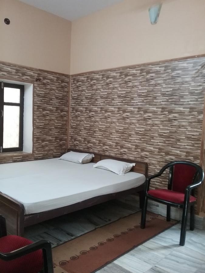 Teerth Guest House Varanasi Exterior photo